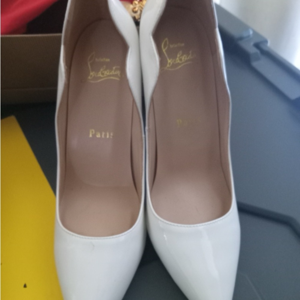 Christian Louboutin White Heels Elegant Pointed Toe